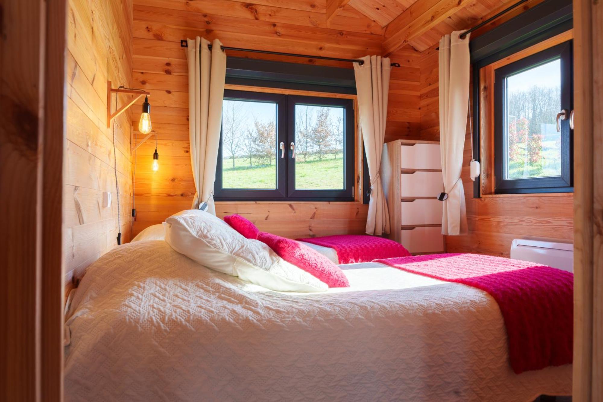 Le Chalet Du Crescent Saint-Germain-des-Champs Kültér fotó